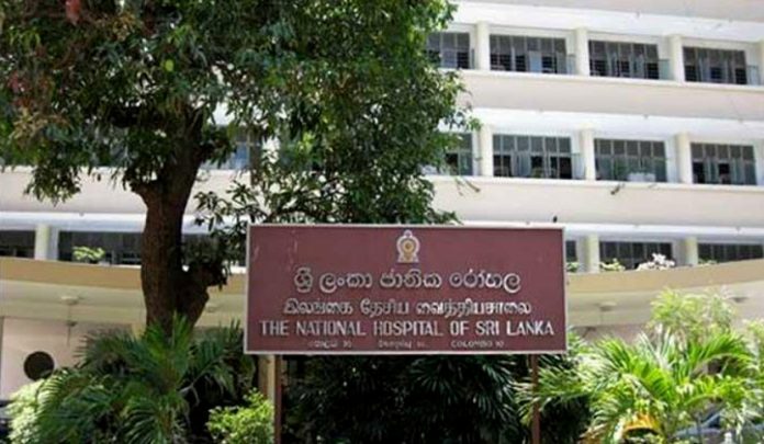 b8917485ce27f685882a6d5a4bc09b4d_XL