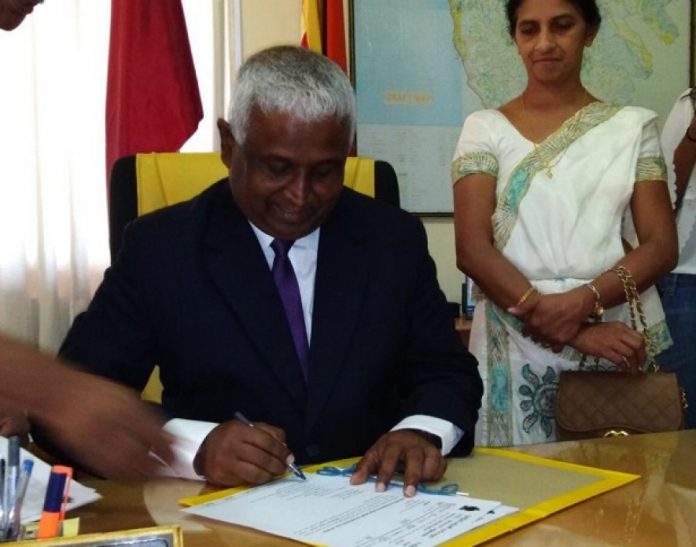 3eab3c0e7e0c3b06a3d92afb9342ae91_XL-696x547