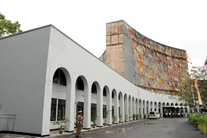 4026b2ca97fbd8240d4cb088756166f7_XL