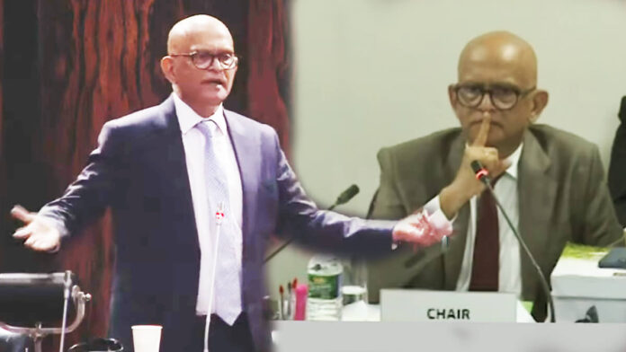 ranjith-B-COPE-CRICKET-hand-signal