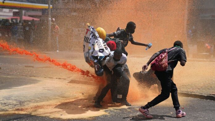 kenya_protests_AP_24177467389767_NAT_0625