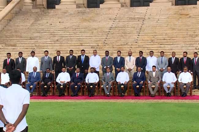 1732186877-niyojya-amathi-L